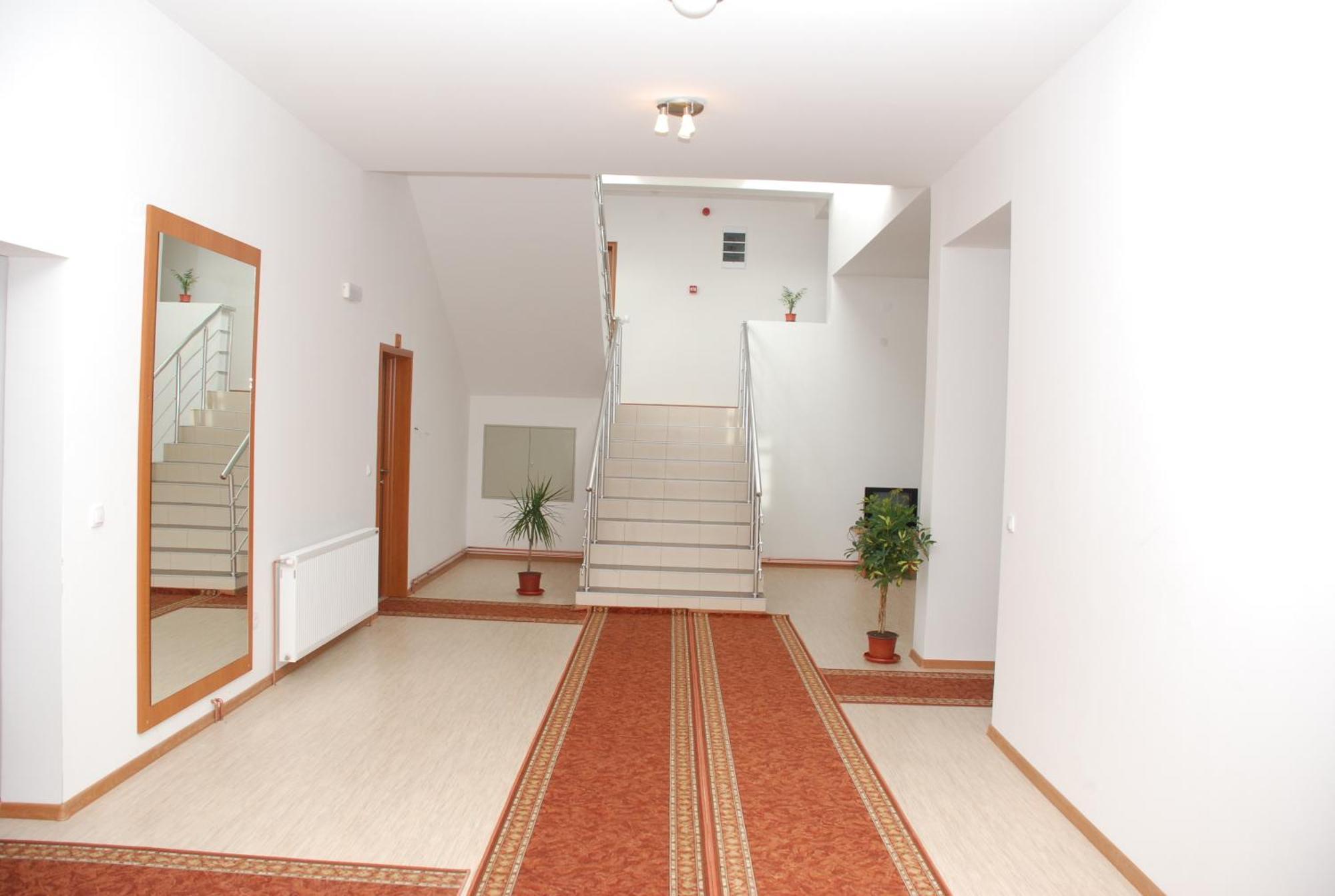 M Garni Hotel Vranje Buitenkant foto