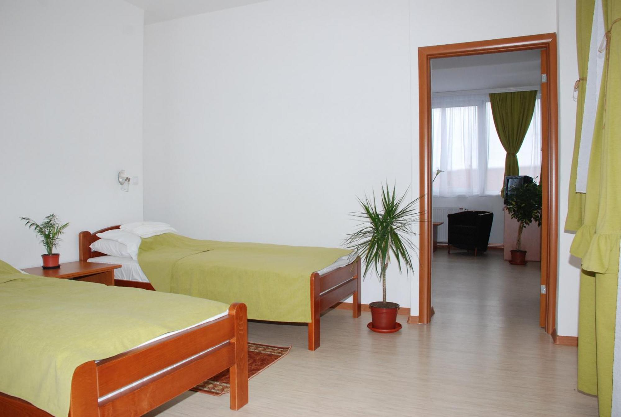 M Garni Hotel Vranje Buitenkant foto