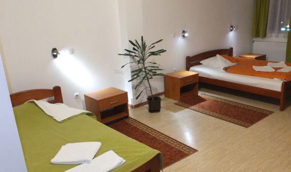 M Garni Hotel Vranje Buitenkant foto